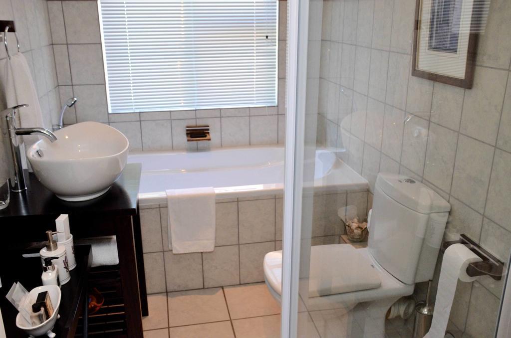 Simonsberg Guest House Стелленбос Номер фото