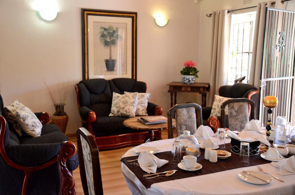 Simonsberg Guest House Стелленбос Экстерьер фото